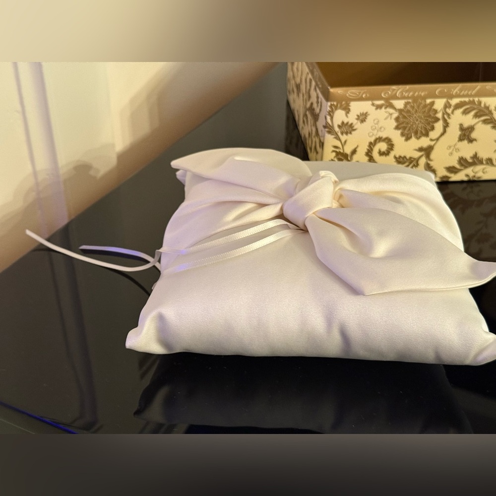 Ring bearer ivory pillow.  “Love Knot” Beverly Clark